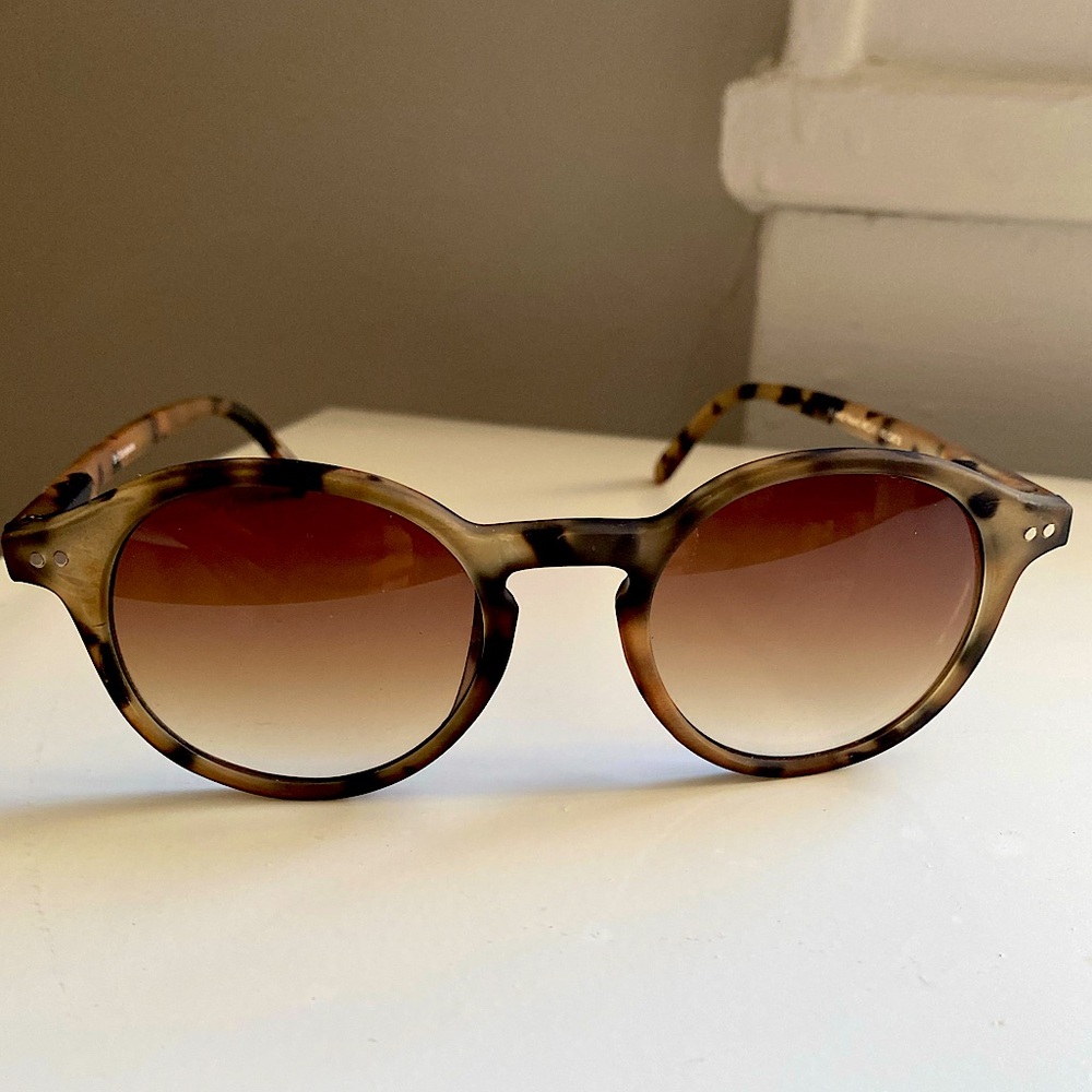 BHD Tortoiseshell Sunglasses